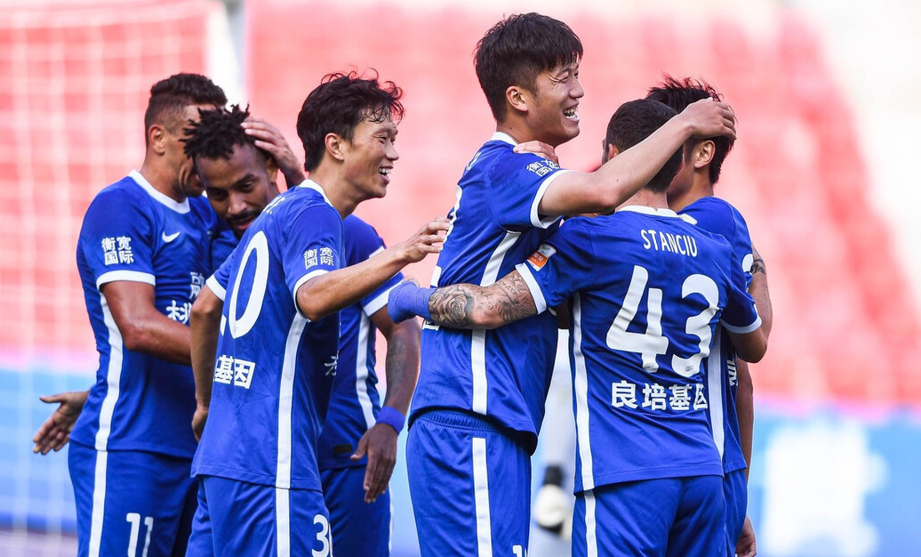 米兰体育官网关于武汉三镇冲刺阶段完成体检；志在德国杯名次提升；管理层满意；年轻球员得到机会的信息