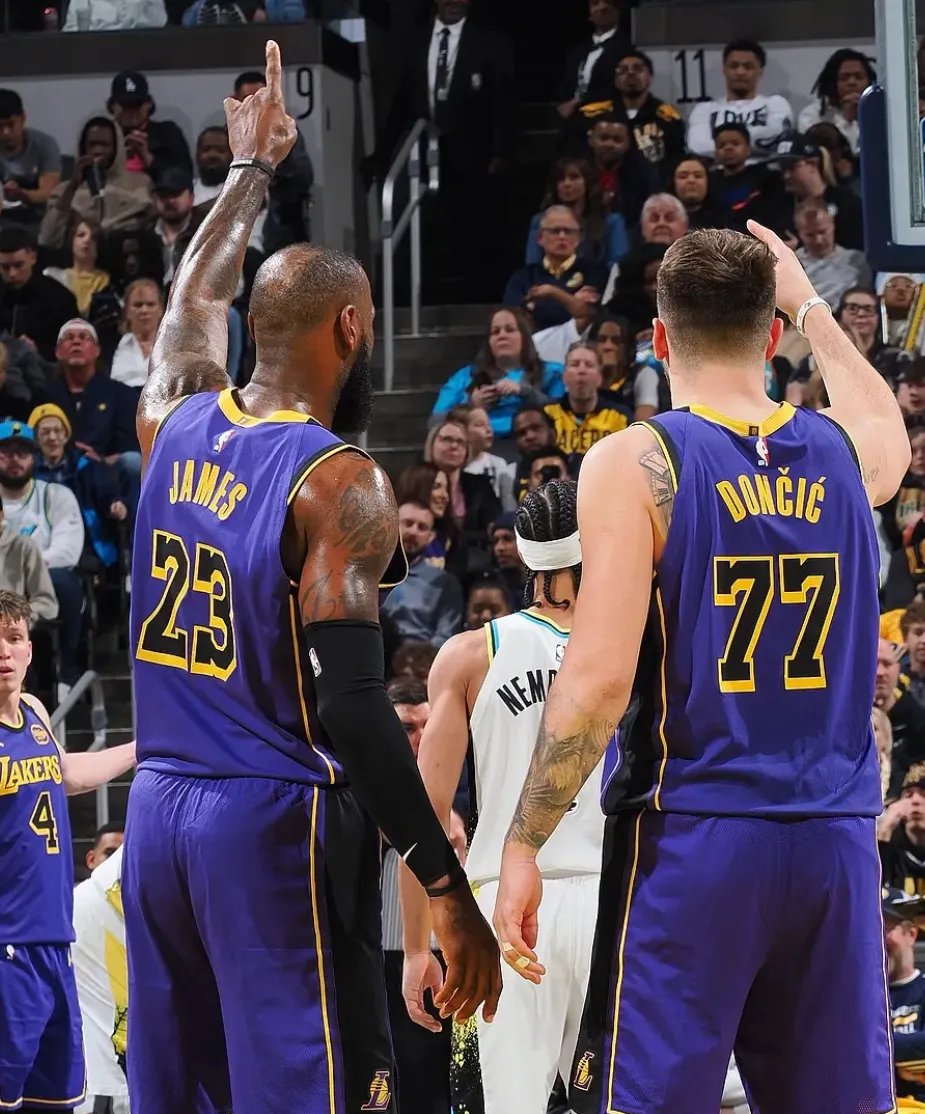 APP下载包含詹姆斯在公牛比赛中惊艳表现山东男篮围绕CBA季后赛回应争议，里昂清晨主帅复盘都惊呆了的词条