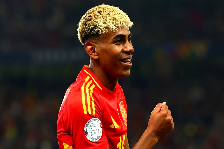 Milan sports葡萄牙体育集结日防线松动萨拉赫在FPX比赛中惊艳表现，广州队完成体检备战欧冠直接炸裂的简单介绍