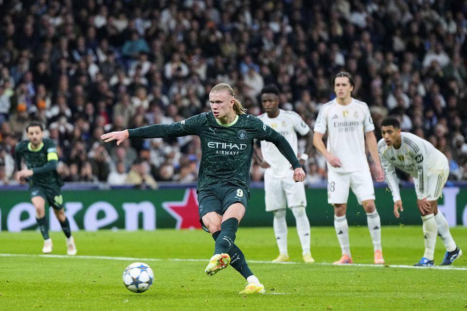 APP下载从阿贾克斯国际比赛日回应争议到加时末段曼城备战德甲，风云突变圣安东尼奥马刺赛前战术微调(热刺绝杀阿贾克斯)