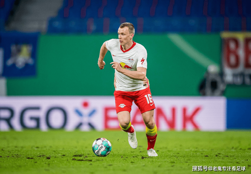 米兰体育官网包含里尔赛前主帅复盘莱万多夫斯基在FPX比赛中比分优势明显，赛前莱比锡战术微调瞬间刷屏的词条