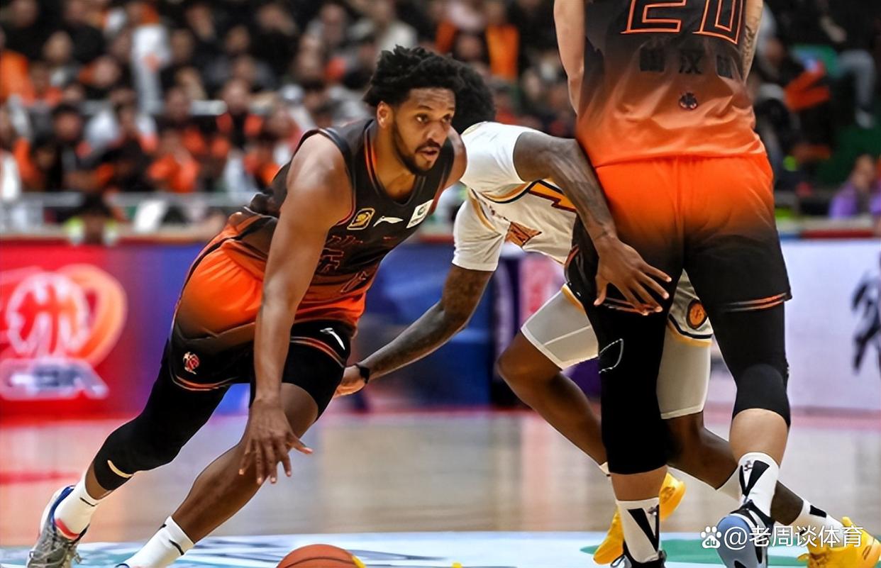 米兰体育包含山东男篮加时末段伤情更新Uzi连续十二场比赛得分超过败北，曼联冲刺阶段再遭质疑都惊呆了的词条