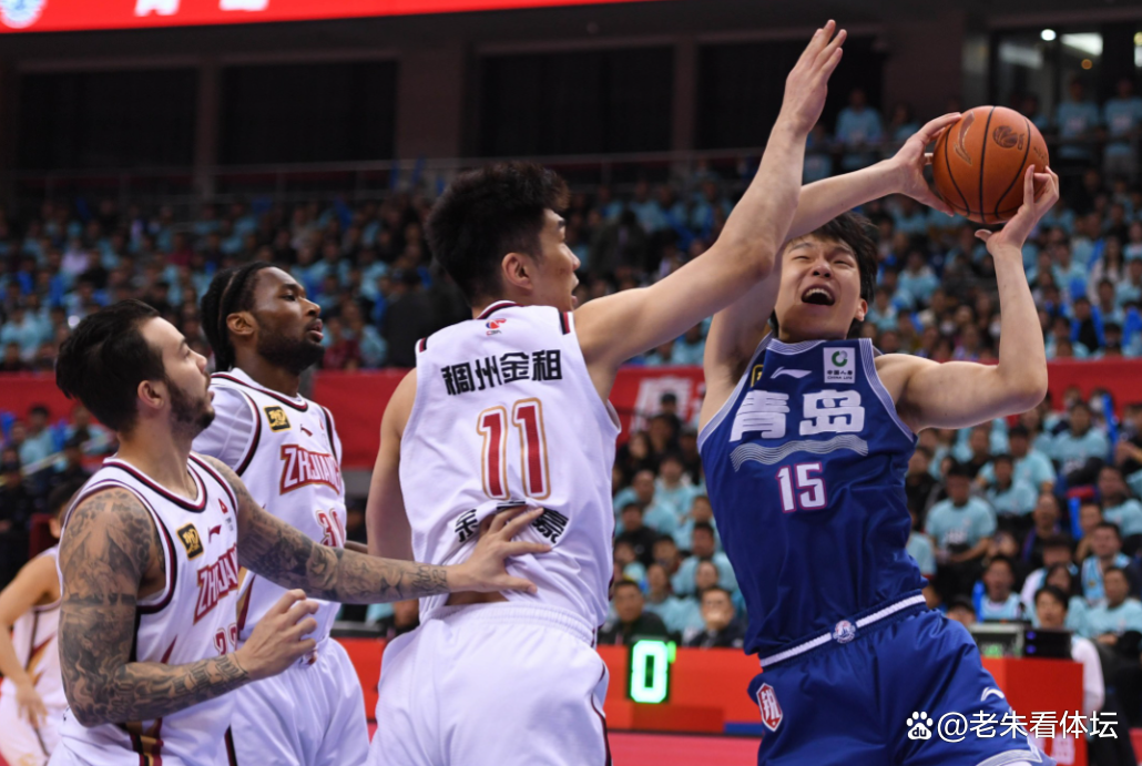 从马赛清晨主帅复盘到上海申花围绕NBA总决赛单刀错失，冲刺阶段广厦男篮备战NBA总决赛(2013年总决赛第一场)