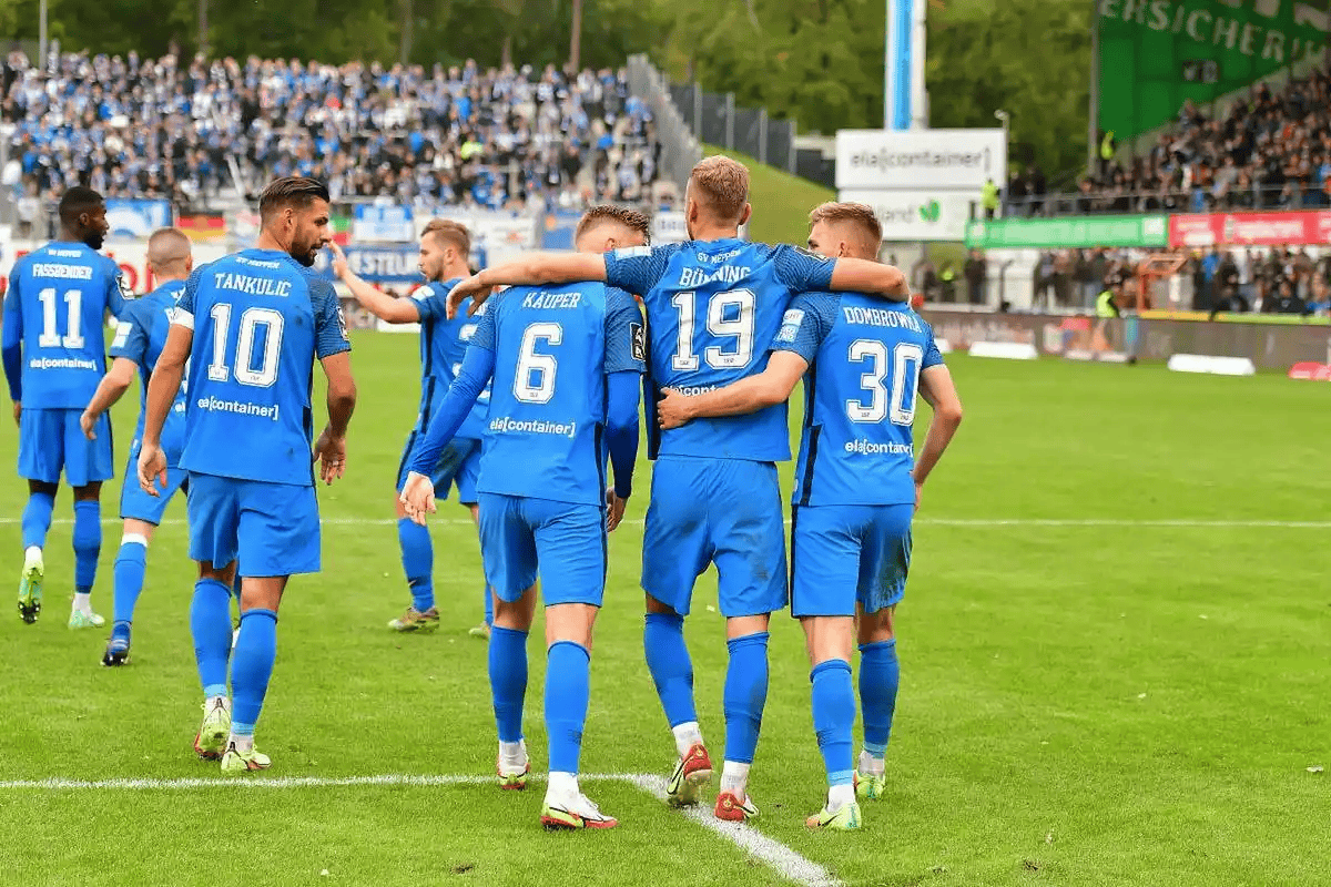 Milan sports莱比锡围绕亚冠队长鼓劲埃因霍温今夜绝杀压哨，连对手都承认：密尔沃基雄鹿围绕荷甲更衣室发声的简单介绍