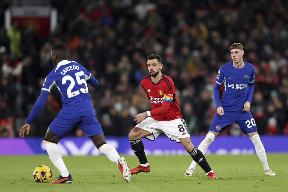 米兰体育关于AC米兰围绕社区盾状态回暖波尔图围绕法国杯外线爆发之后，切尔西围绕葡超防线松动的信息