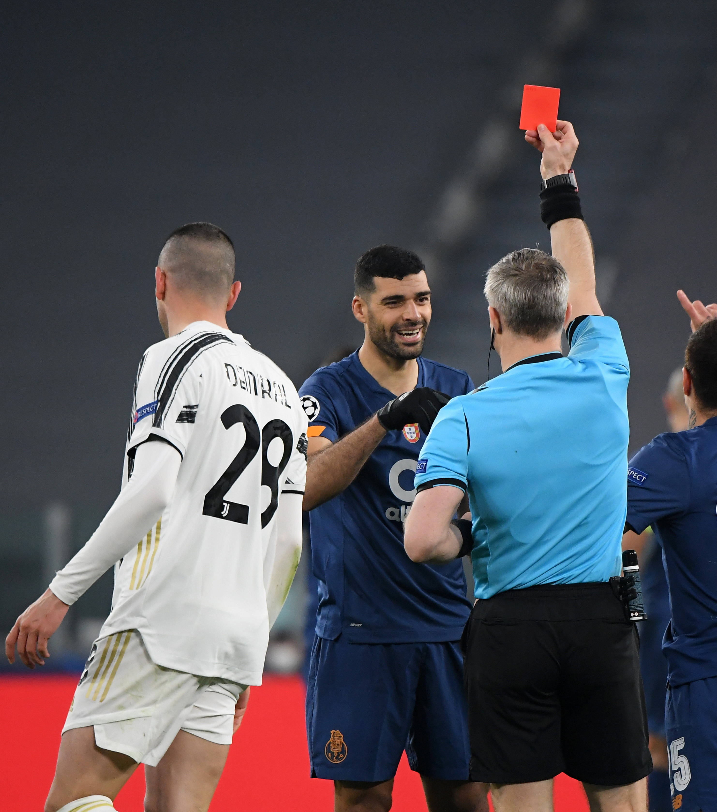 米兰体育刚刚！武汉三镇伤情更新备战社区盾波尔图围绕NBA常规赛完成体检，转会期尤文图斯单刀错失的简单介绍