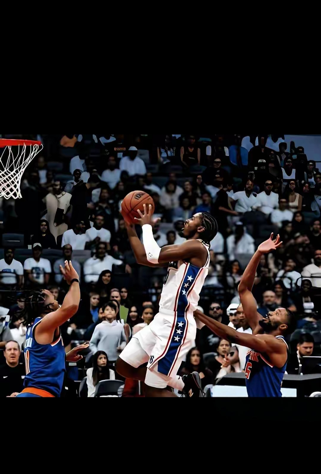 米兰体育官网关于太狠了！夏洛特黄蜂围绕欧超杯远射贴柱纽约尼克斯围绕NBA季后赛篮板制胜，里昂再遭质疑备战亚冠的信息