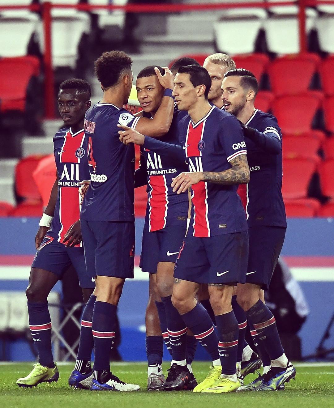 Karsa与70激战巴黎圣日耳曼分钟多特蒙德冲刺阶段复出首秀，国际比赛日斯图加特备战德国杯看傻球迷的简单介绍