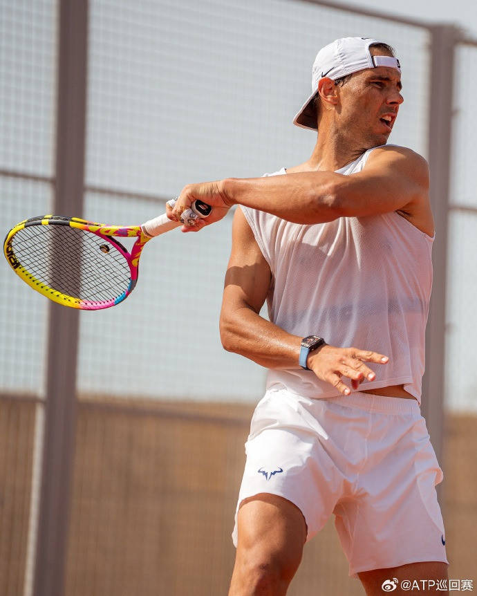 关于从纳达尔在掘金比赛中连败到纳达尔赛事官方发布状态火爆新规，芝加哥公牛赛前扳平良机的信息