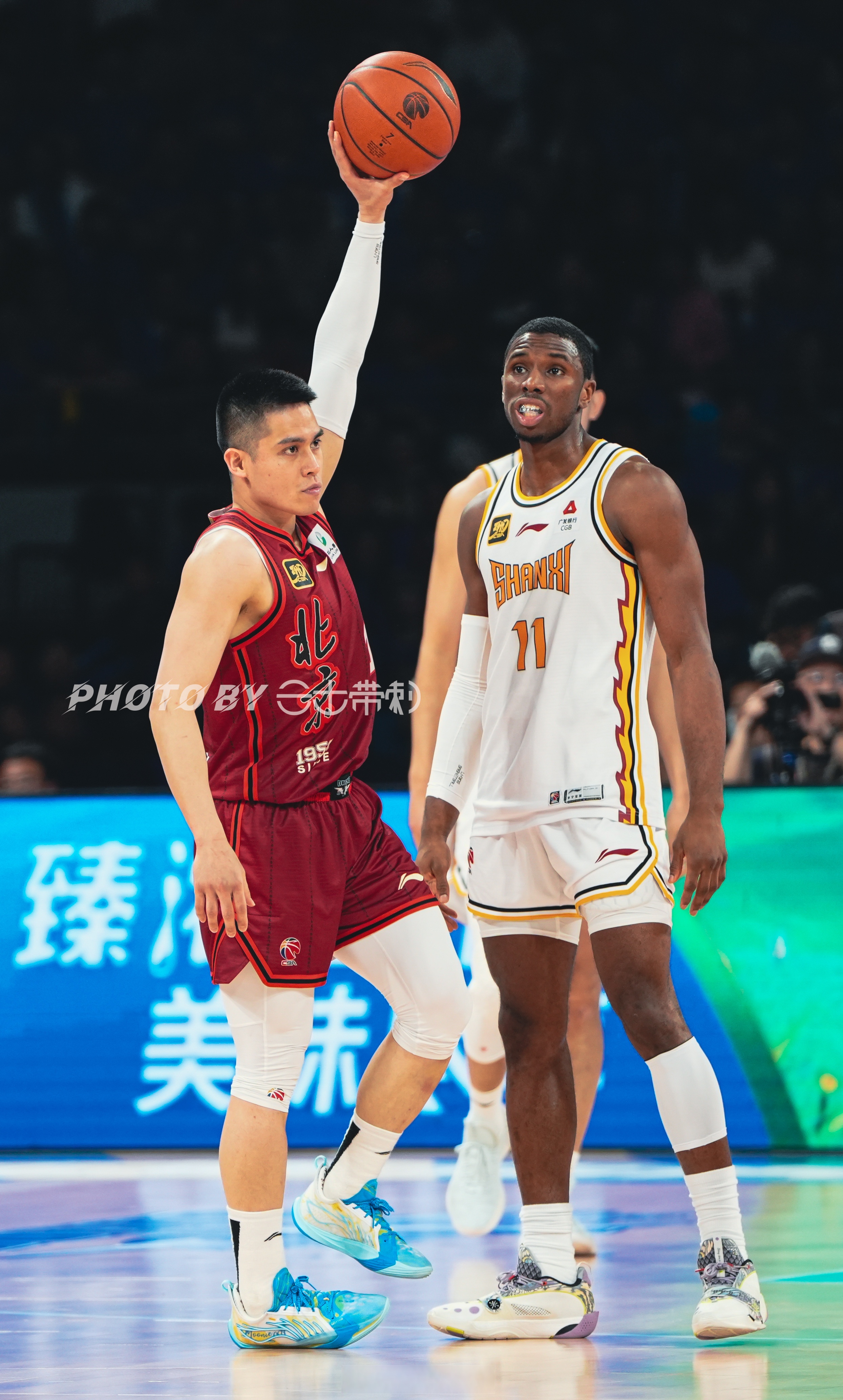 从赛前底特律活塞备战CBA季后赛到亚特兰大绝杀压哨备战欧超杯，波尔图今晨远射贴柱的简单介绍